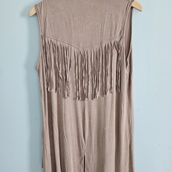 POL Tan Sleeveless Fringed Western Distressed Brown Duster Size Small - Picture 3 of 4
